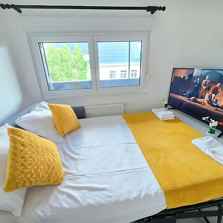 Charming With A Terrace In Appartement Differdange